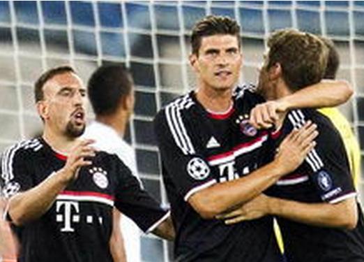 快船战胜黄蜂，迎来3连胜，哈登关键时刻2个三分，哈登32分